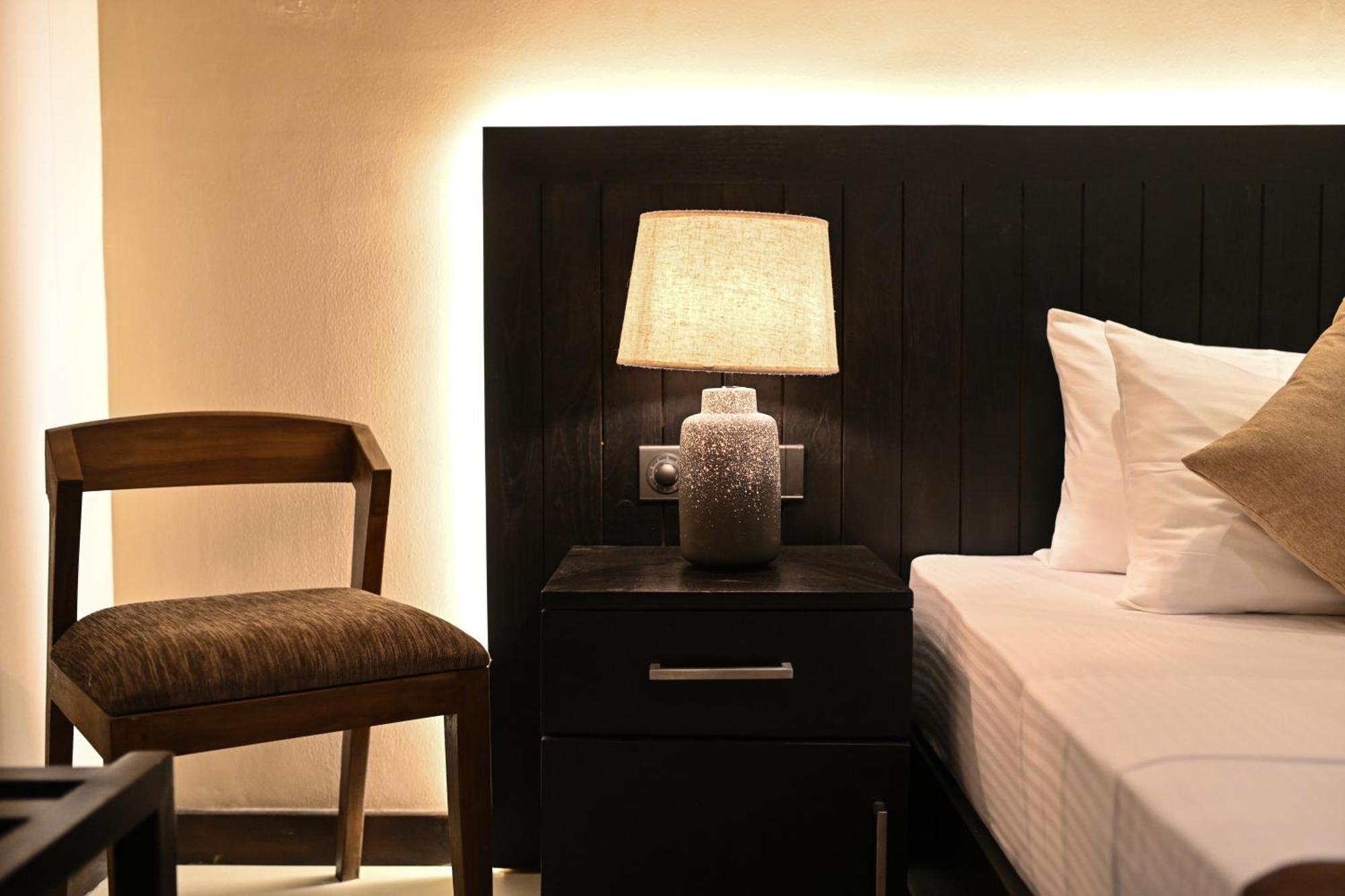 Hiriketiya Hotel Dikwella