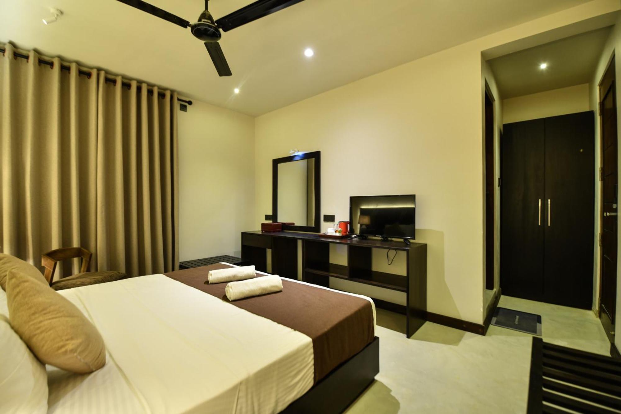 Hotel Hiriketiya Dikwella